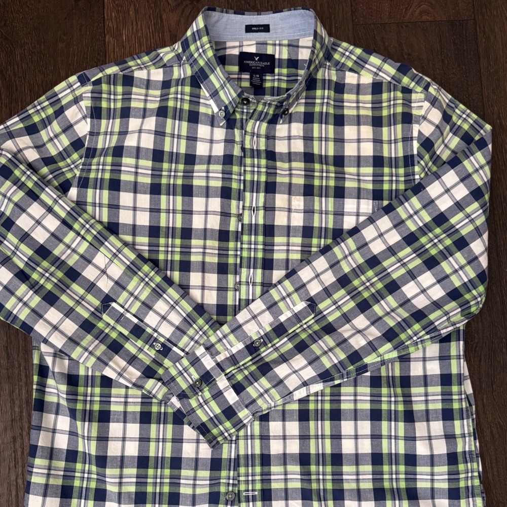 American Eagle Outfitters Mens Large Prep Fit Plaid Button Down Shirt Green Navy